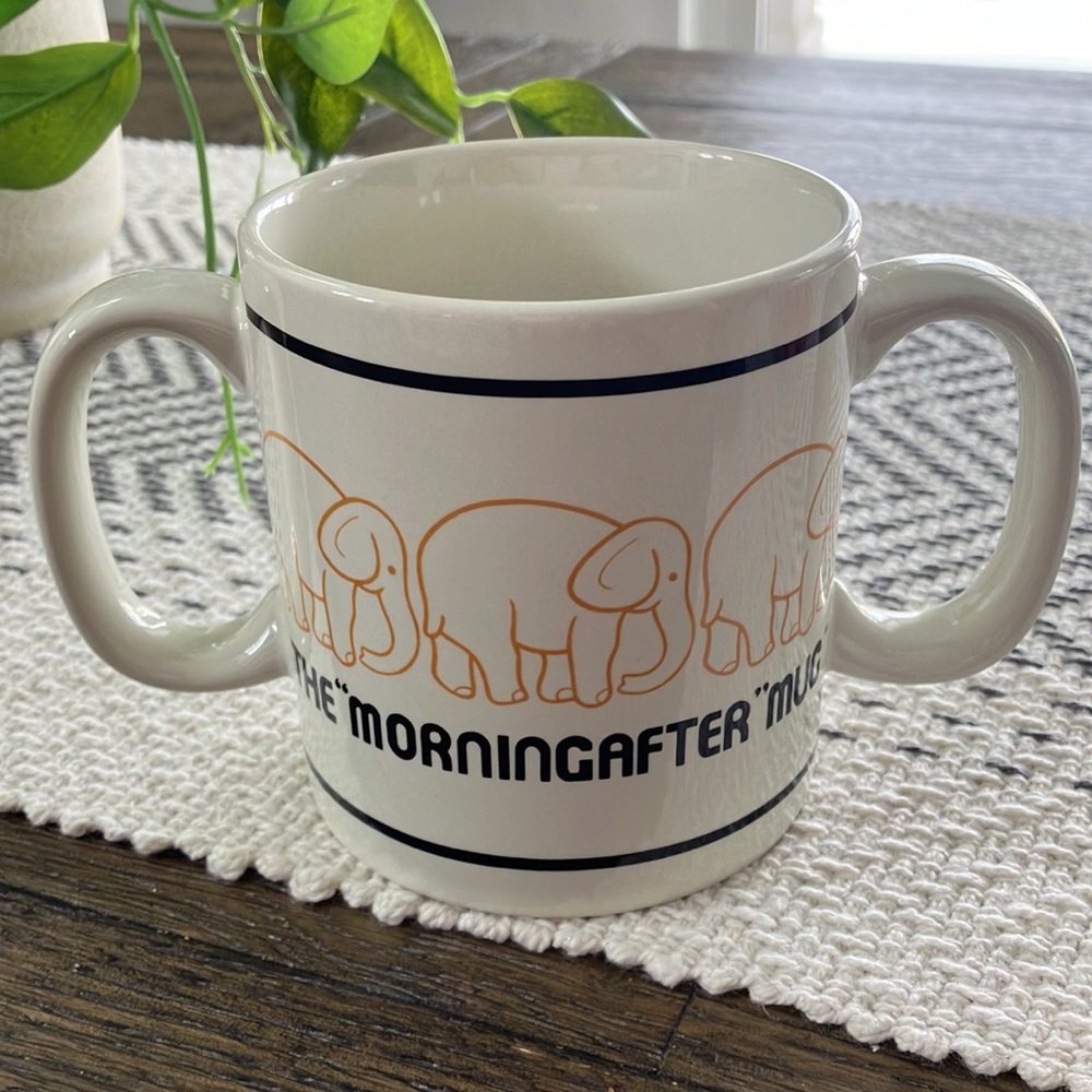 Cute Elephant Mug - Picture 2 of 2
